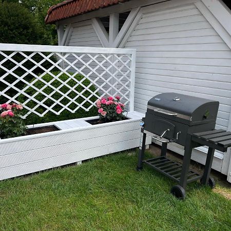 Familienfreundliche Ferienwohnung Mit Wintergarten Badow Luaran gambar