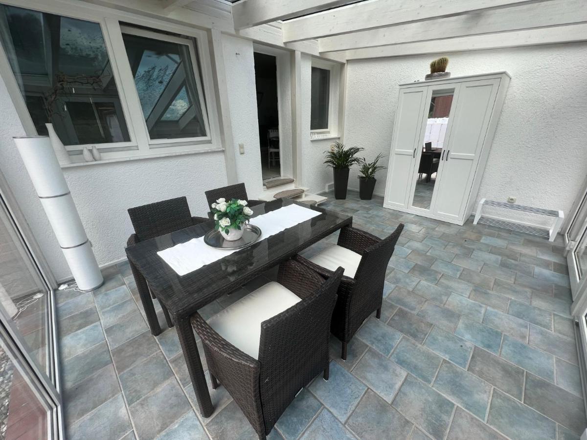 Familienfreundliche Ferienwohnung Mit Wintergarten Badow Luaran gambar