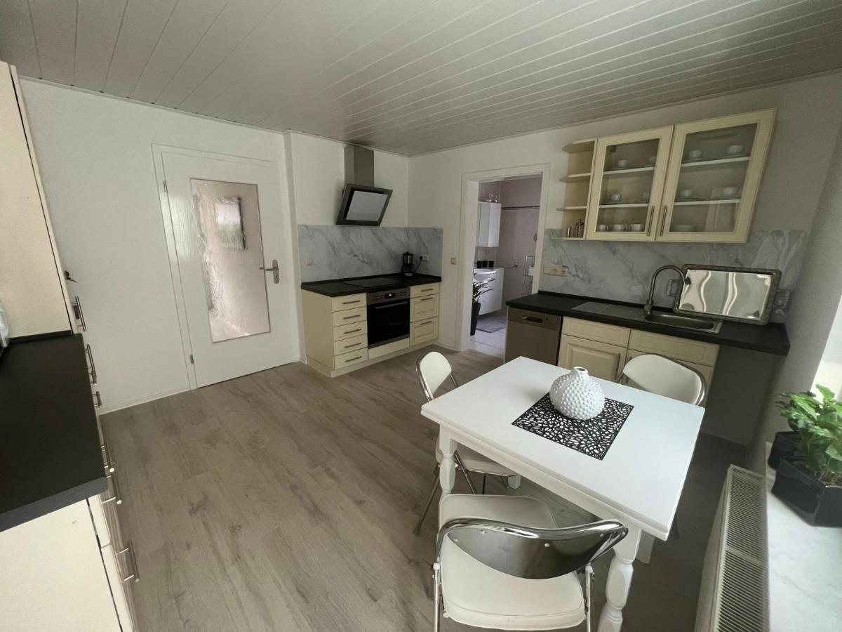 Familienfreundliche Ferienwohnung Mit Wintergarten Badow Luaran gambar